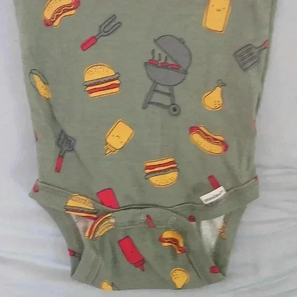 BBQ onesie..3-6 months..never worn..smoke free home..hypoallergenic - Picture 3 of 4